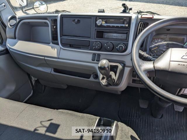 Mitsubishi CANTER 2017-10 7250050-26
