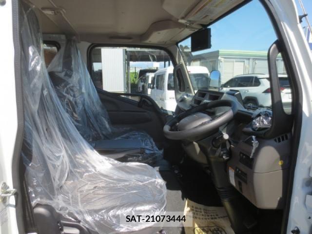 Mitsubishi CANTER 2025-09 7250008-11