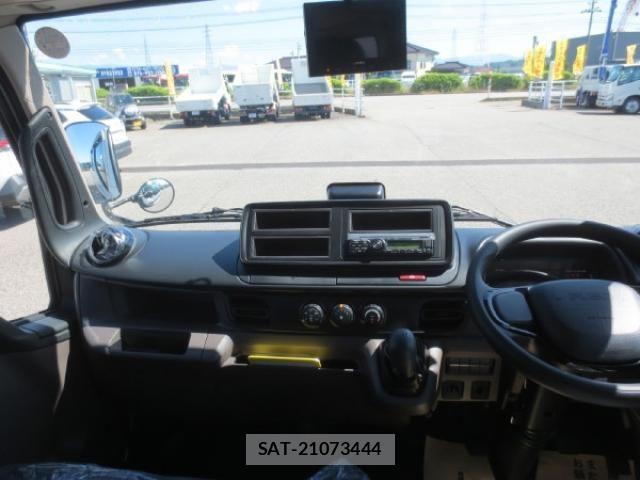 Mitsubishi CANTER 2025-09 7250008-13