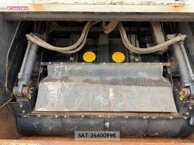 Mitsubishi CANTER 2013-11 7250033-14