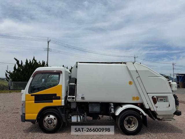 Mitsubishi CANTER 2013-11 7250033-1