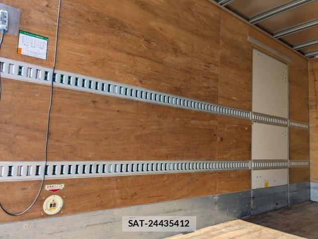 Mitsubishi CANTER 2018-02 7250015-21