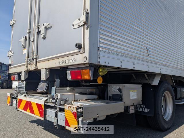 Mitsubishi CANTER 2018-02 7250015-6