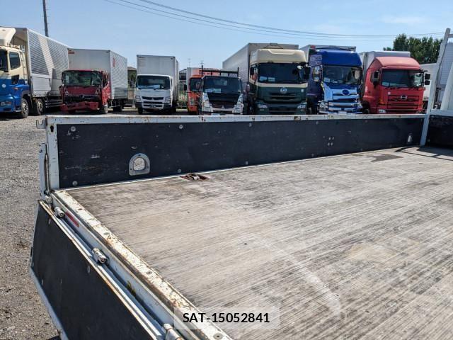 Mitsubishi CANTER 2017-10 7250032-14