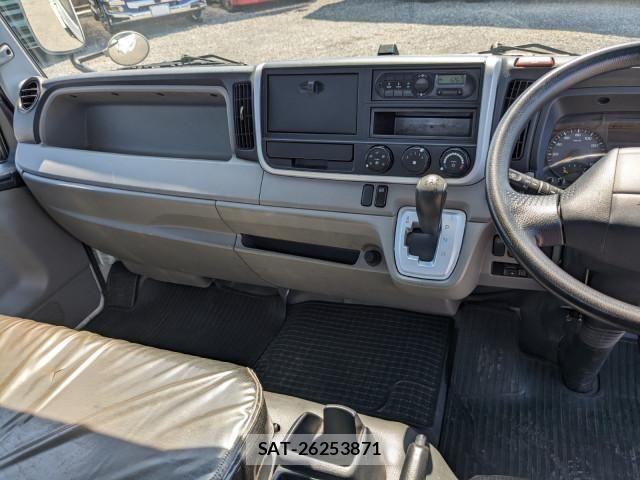 Mitsubishi CANTER 2017-10 7250044-26