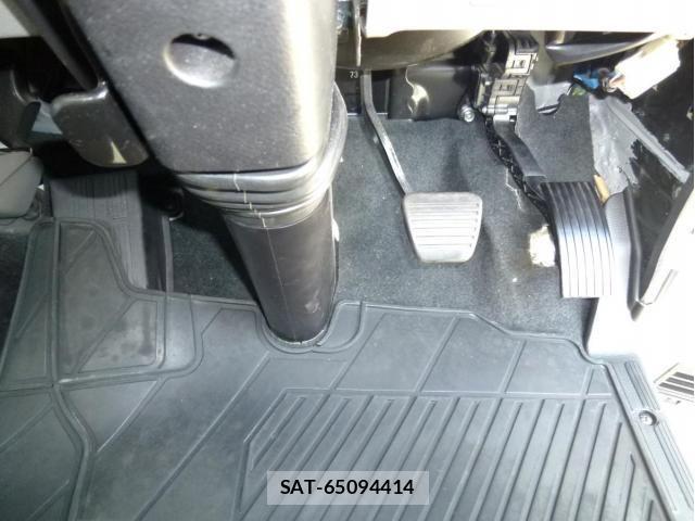 Mitsubishi CANTER 2023-04 7249998-28