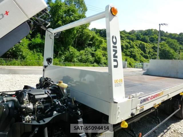 Mitsubishi CANTER 2023-04 7249998-7
