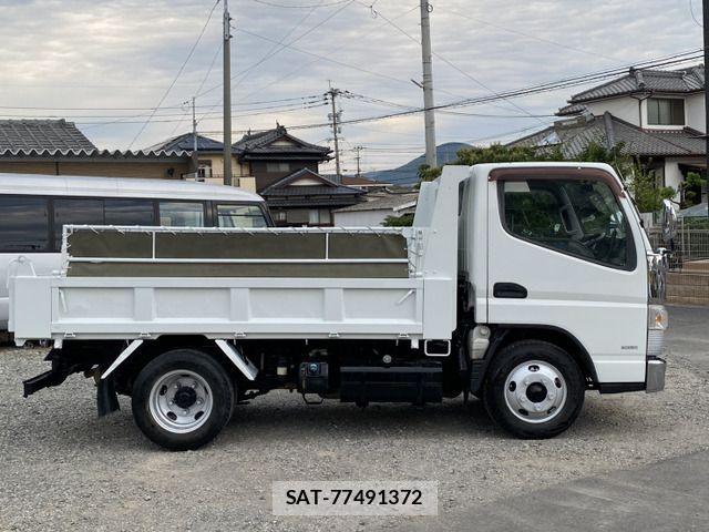 Mitsubishi CANTER 2017-03 7250039-18