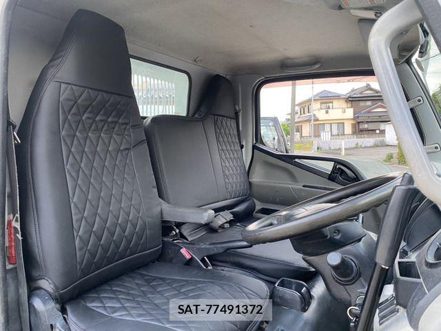 Mitsubishi CANTER 2017-03 7250039-4