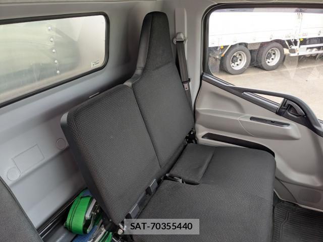 Mitsubishi CANTER 2020-03 7250017-26