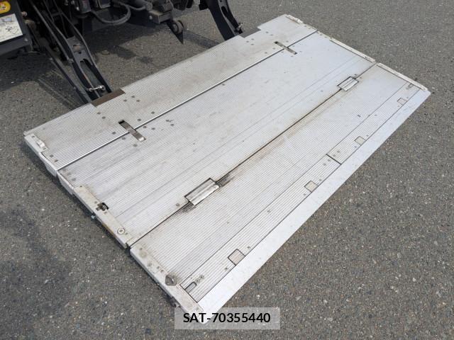 Mitsubishi CANTER 2020-03 7250017-6