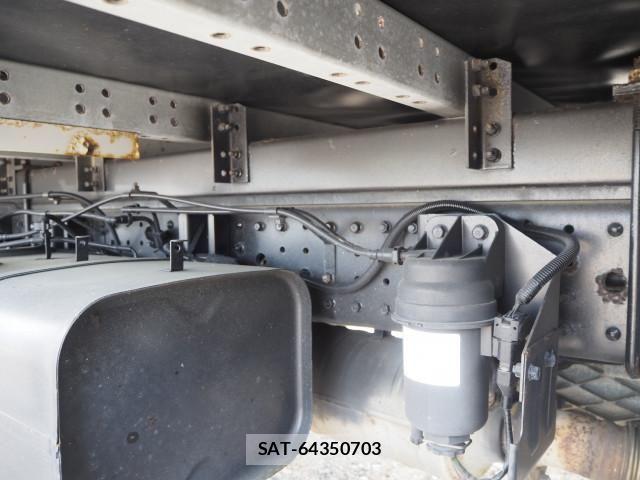 Mitsubishi CANTER 2016-01 7250027-13