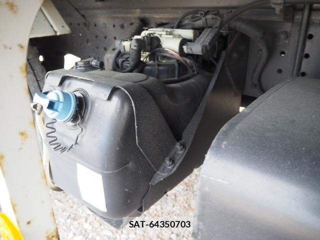 Mitsubishi CANTER 2016-01 7250027-15