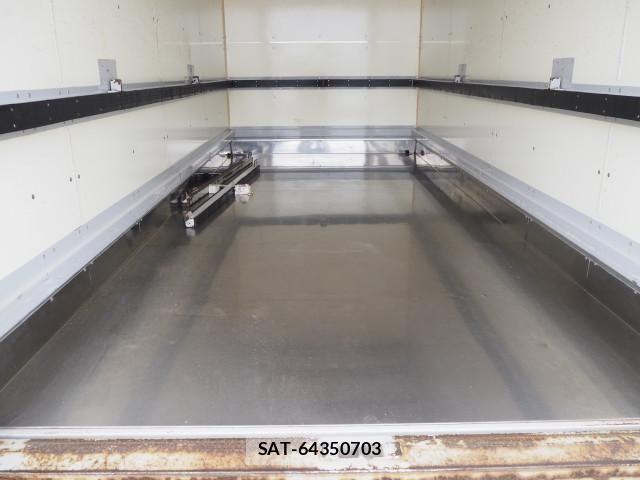 Mitsubishi CANTER 2016-01 7250027-23