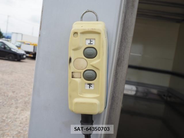 Mitsubishi CANTER 2016-01 7250027-27