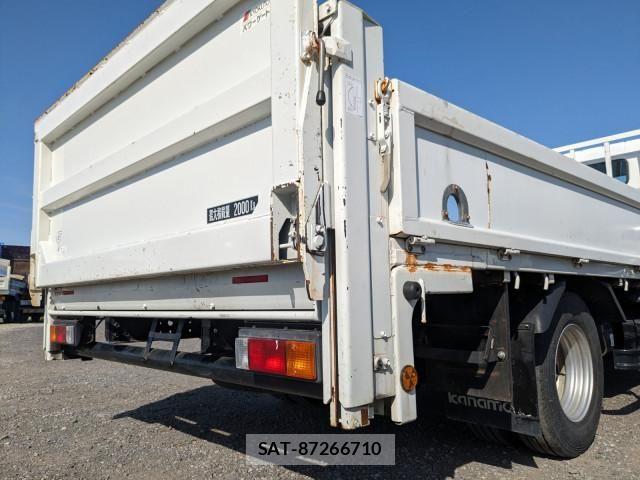 Mitsubishi CANTER 2017-10 7250028-5