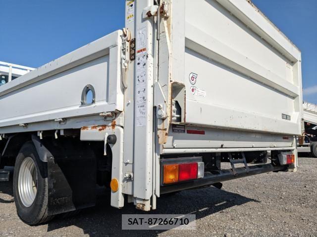 Mitsubishi CANTER 2017-10 7250028-6