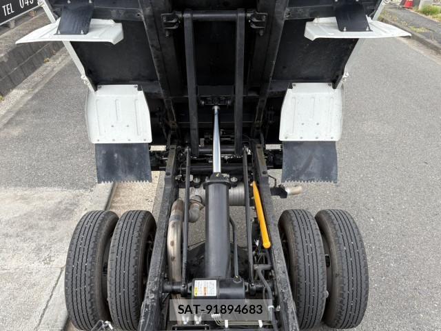Mitsubishi CANTER 2024-09 7250014-13