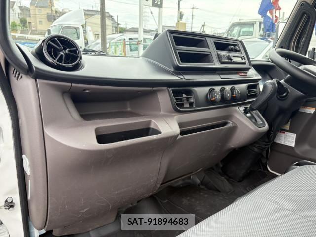 Mitsubishi CANTER 2024-09 7250014-21