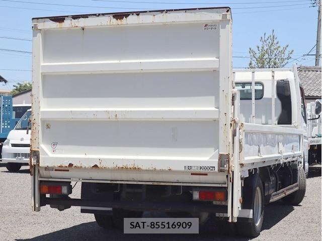 Mitsubishi CANTER 2018-04 7250021-2