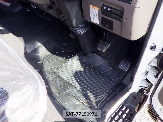 Mitsubishi CANTER 2026-01 7250004-18