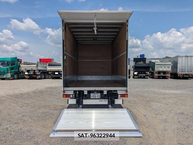 Mitsubishi CANTER 2023-10 7250000-9