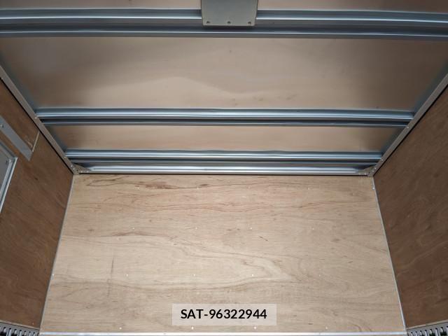 Mitsubishi CANTER 2023-10 7250000-17