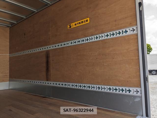Mitsubishi CANTER 2023-10 7250000-20