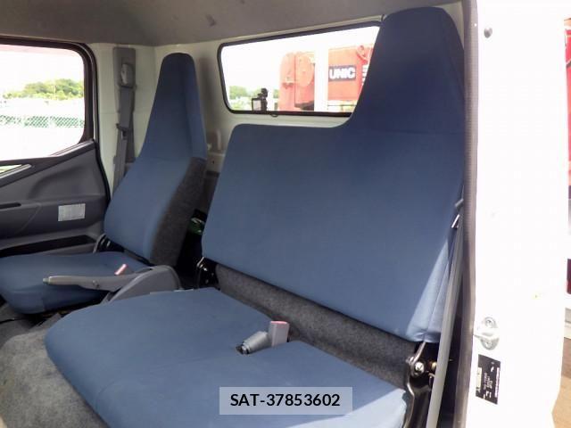 Mitsubishi CANTER 2013-10 7250025-10