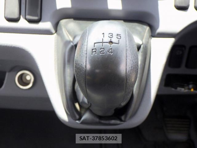 Mitsubishi CANTER 2013-10 7250025-12