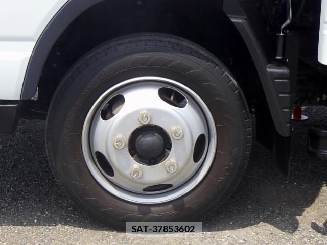 Mitsubishi CANTER 2013-10 7250025-24