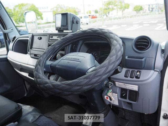 Mitsubishi CANTER 2011-01 7250034-1