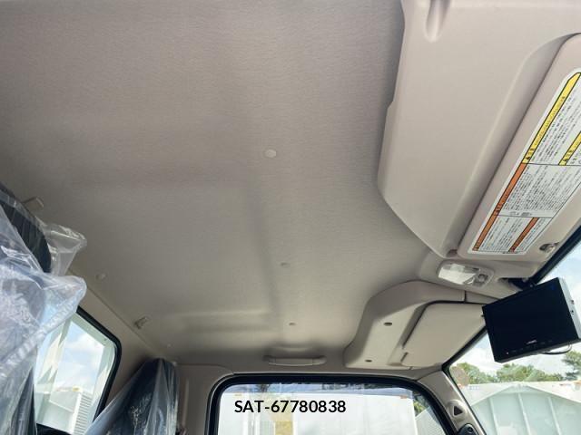 Mitsubishi CANTER 2026-03 7250010-14