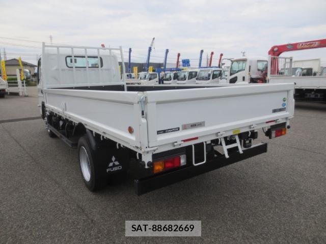 Mitsubishi CANTER 2024-11 7250007-4