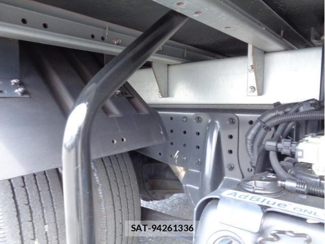 Mitsubishi CANTER 2024-10 7250006-9