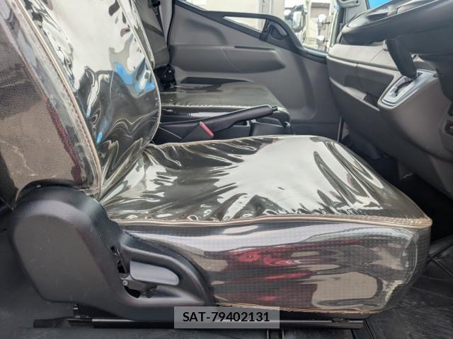 Mitsubishi CANTER 2018-02 7250016-11