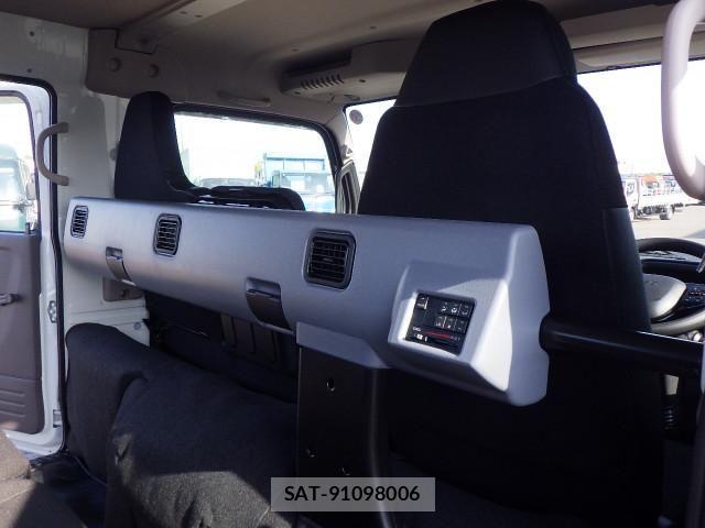 Mitsubishi CANTER 2026-02 7249997-24