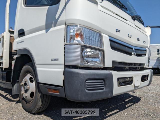 Mitsubishi CANTER 2017-10 7250038-24