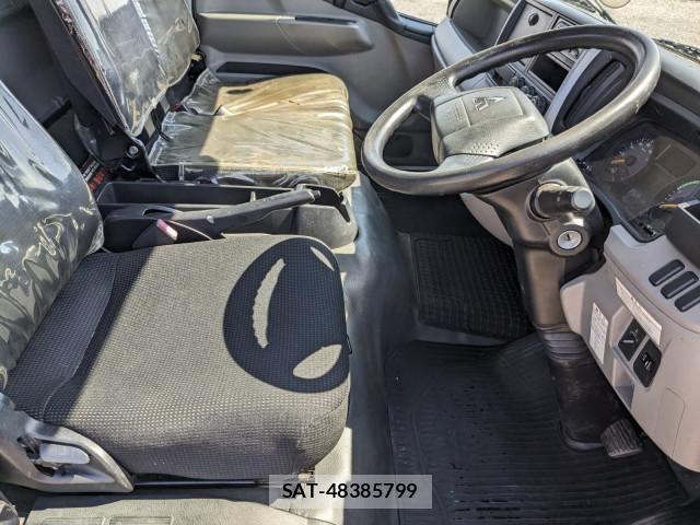 Mitsubishi CANTER 2017-10 7250038-27