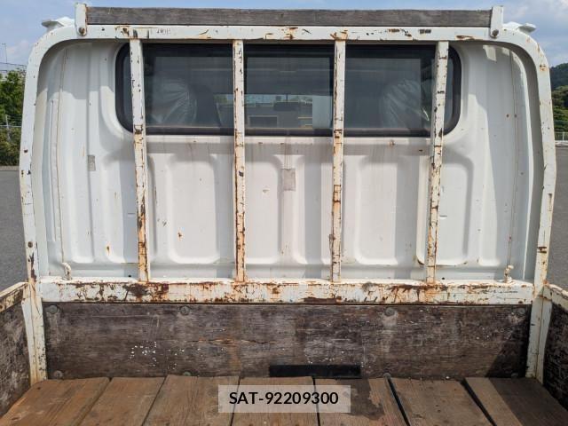 Mitsubishi CANTER 2016-11 7250045-13