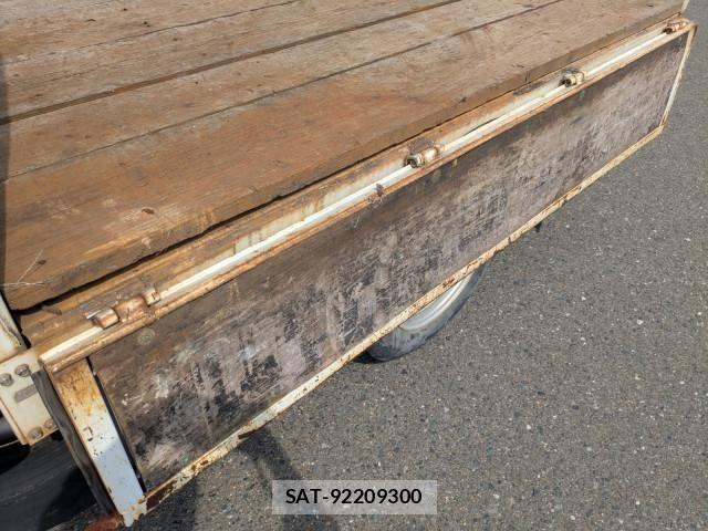 Mitsubishi CANTER 2016-11 7250045-17
