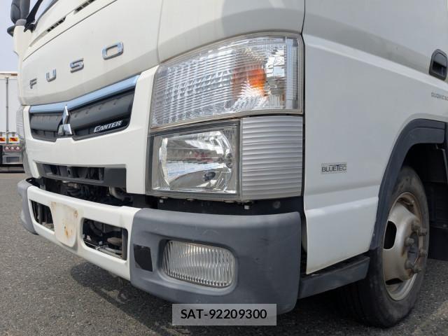 Mitsubishi CANTER 2016-11 7250045-25