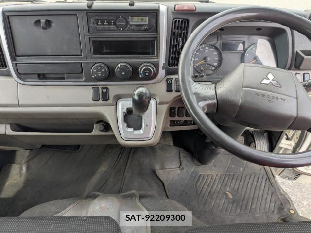 Mitsubishi CANTER 2016-11 7250045-26