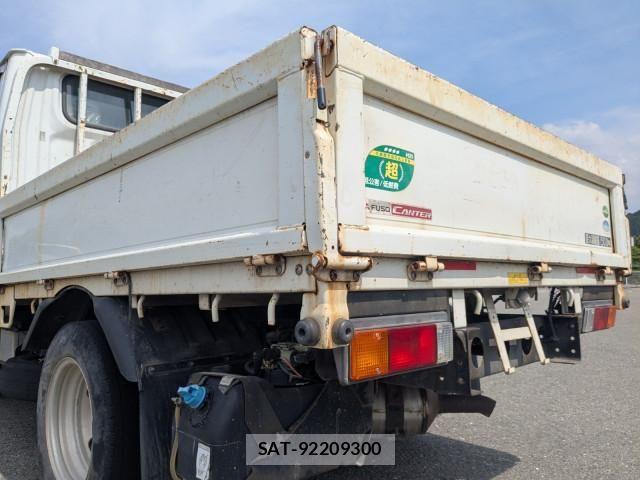 Mitsubishi CANTER 2016-11 7250045-5