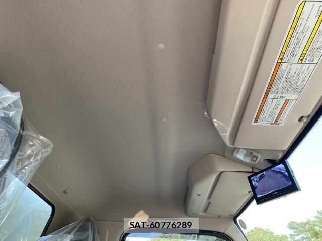 Mitsubishi CANTER 2026-03 7250001-12