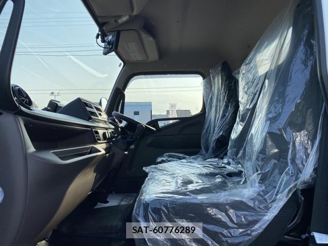 Mitsubishi CANTER 2026-03 7250001-19