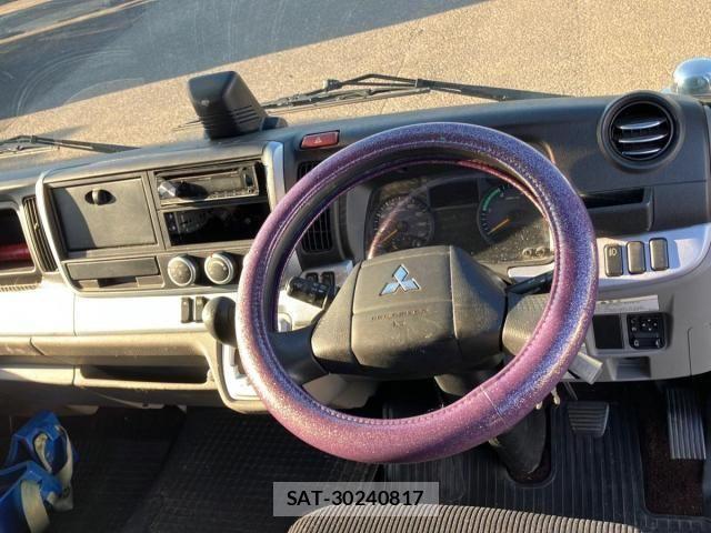 Mitsubishi CANTER 2018-11 7250041-18