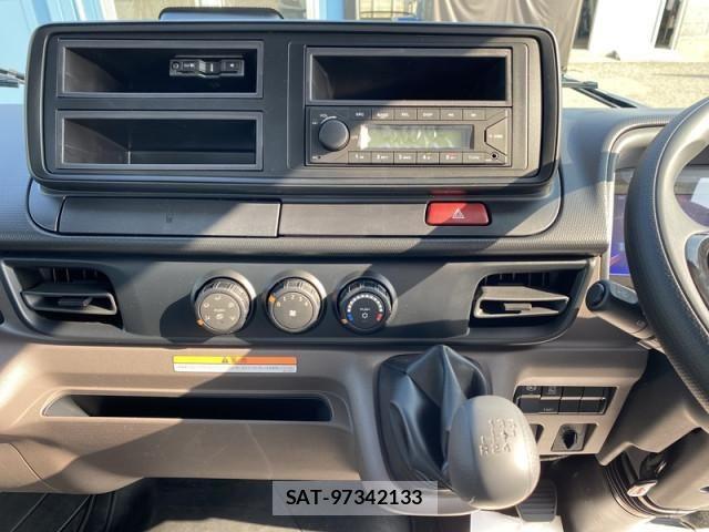 Mitsubishi CANTER 2026-03 7250005-16