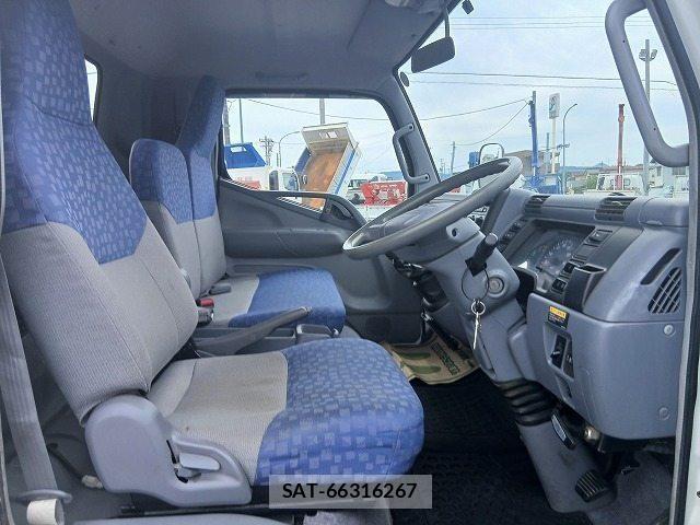 Mitsubishi CANTER 2004-06 7271665-15