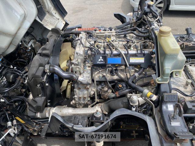 Mitsubishi CANTER 2012-12 7271374-10